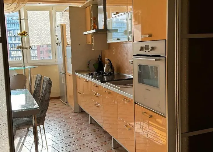 Appartement Spacious 4-bedroom Near Center & Arcadia Odessa